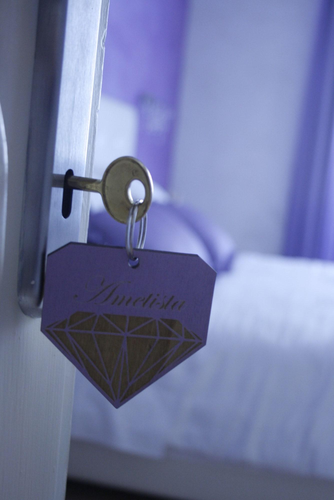 Crystal Rhome روما المظهر الخارجي الصورة