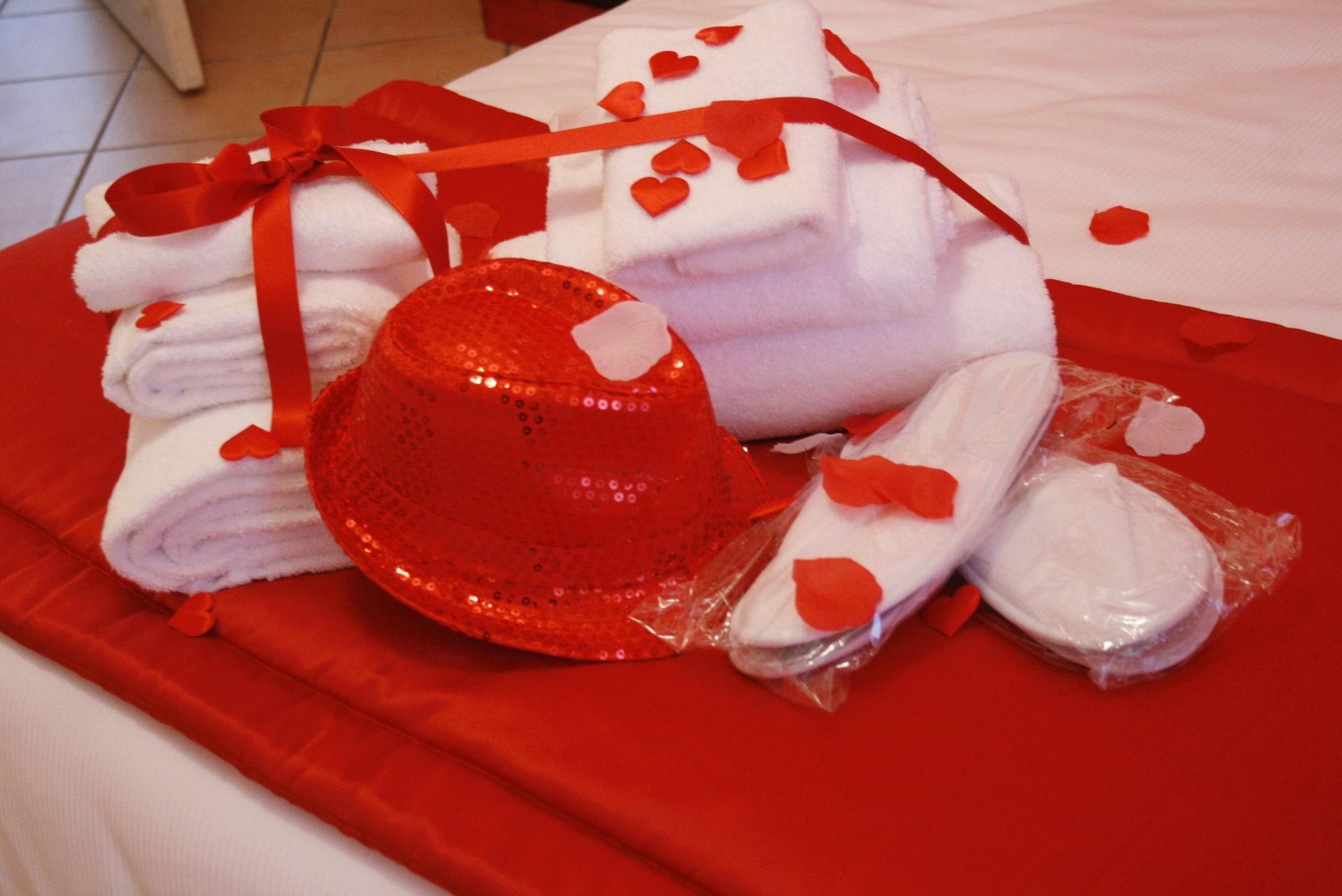 Crystal Rhome روما المظهر الخارجي الصورة