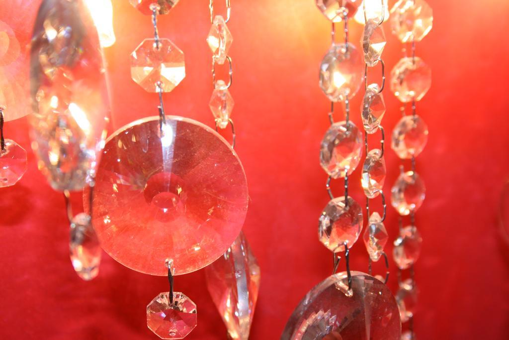 Crystal Rhome روما المظهر الخارجي الصورة