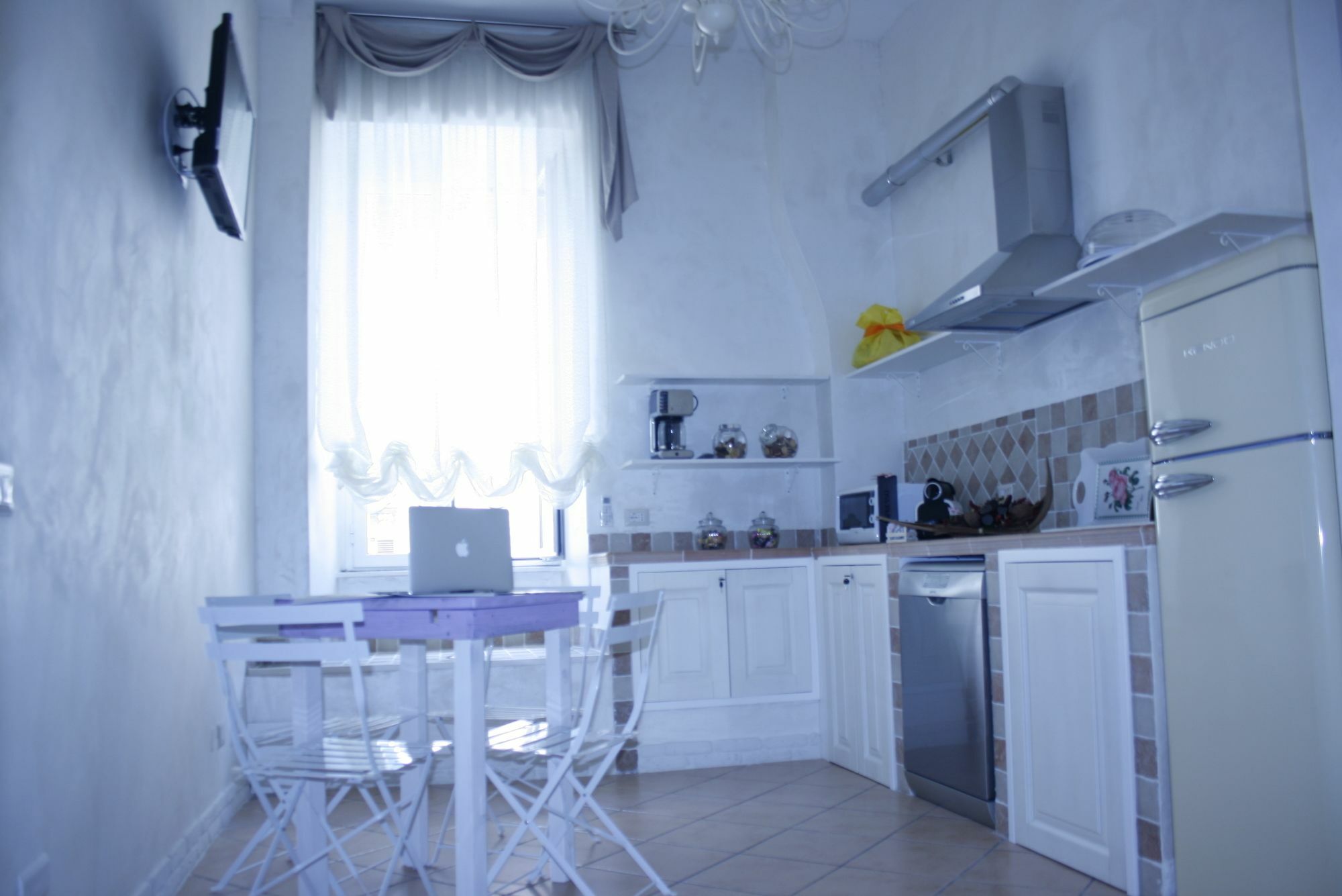 Crystal Rhome روما المظهر الخارجي الصورة