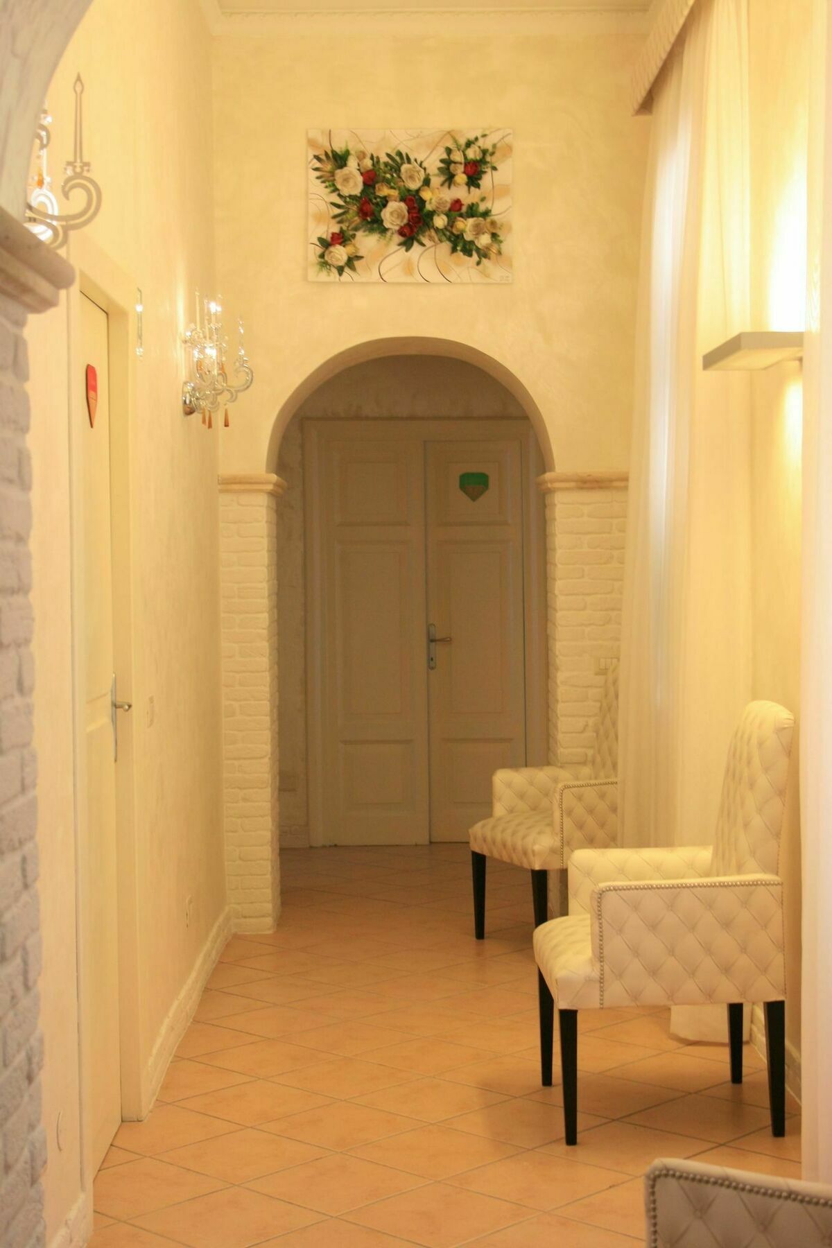 Crystal Rhome روما المظهر الخارجي الصورة
